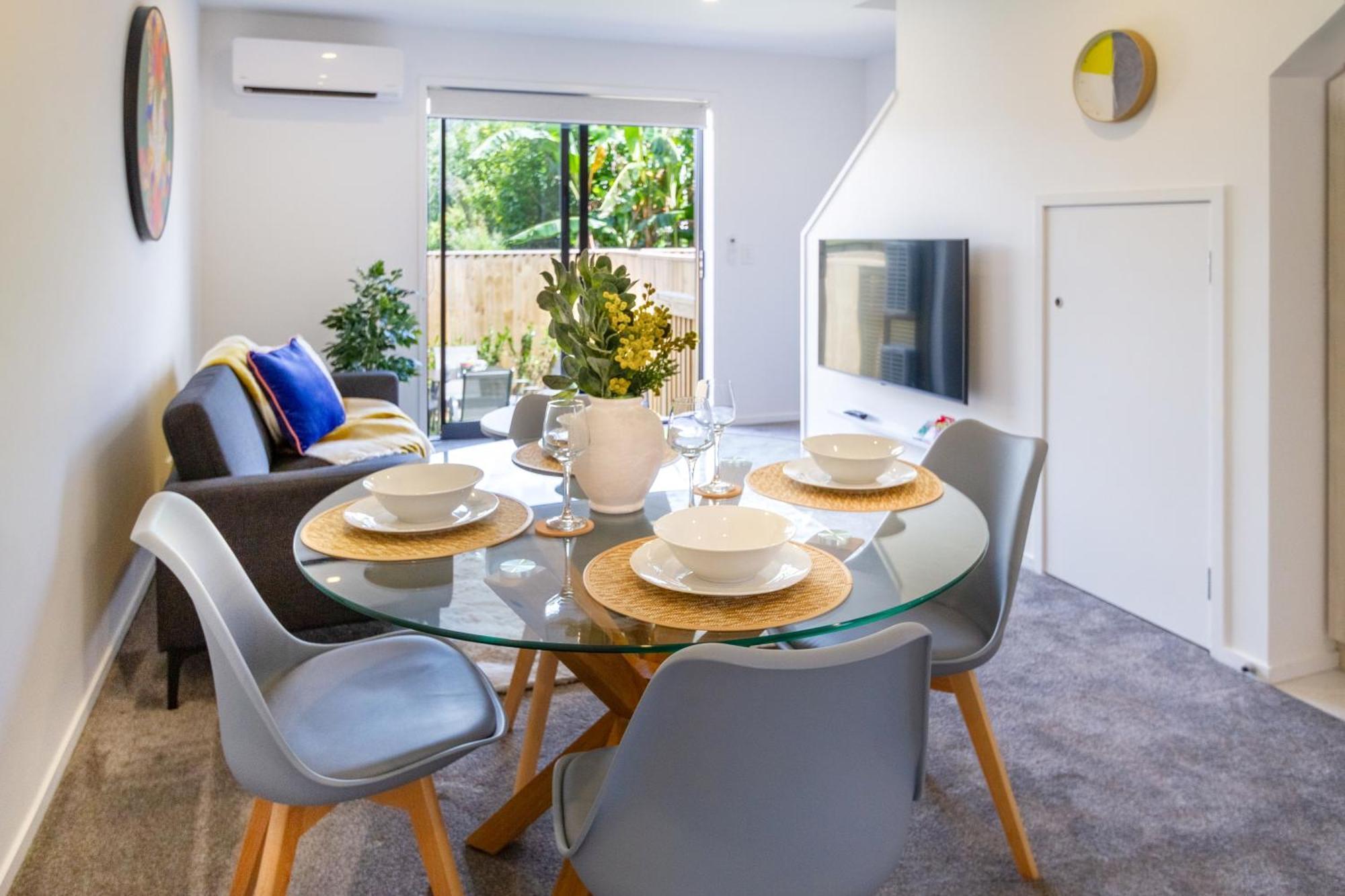 오클랜드 Conveniently Located 2Br Townhouse In West Akl 아파트 외부 사진