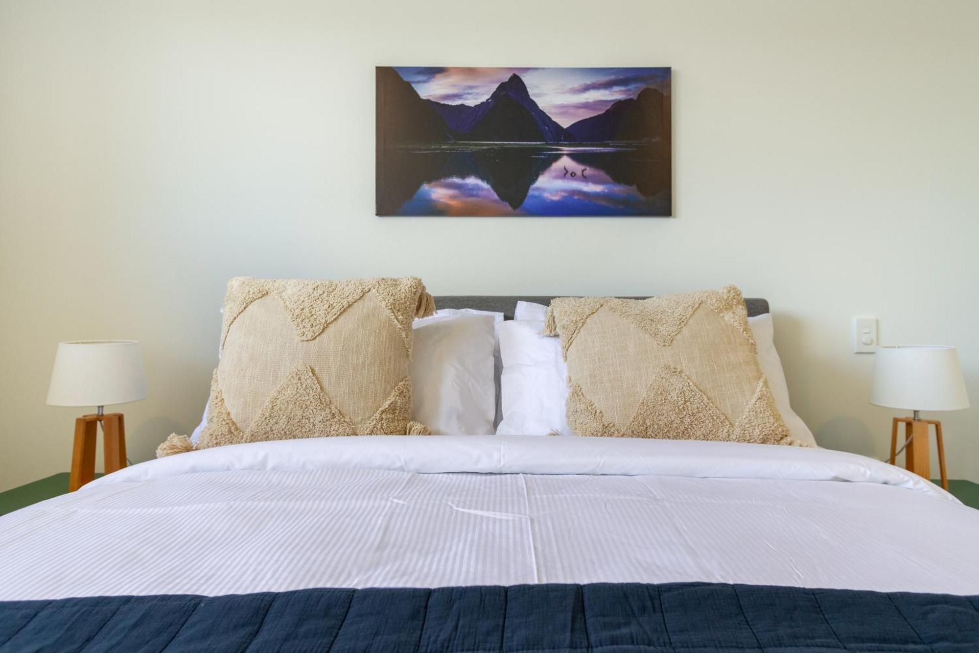 오클랜드 Conveniently Located 2Br Townhouse In West Akl 아파트 외부 사진
